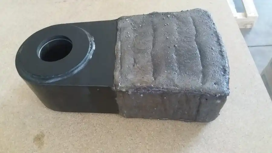Деталь с наплавленным слоем ZELLER G D600